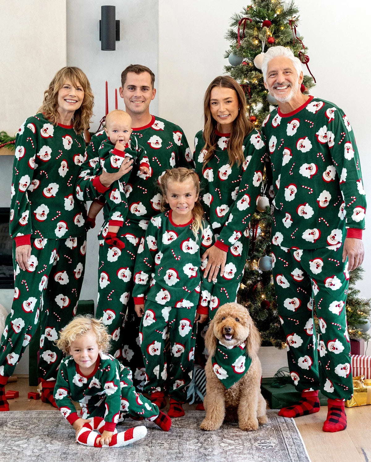 PatPat Matching Family Christmas Pajamas Santa Claus Print Fleece Green
