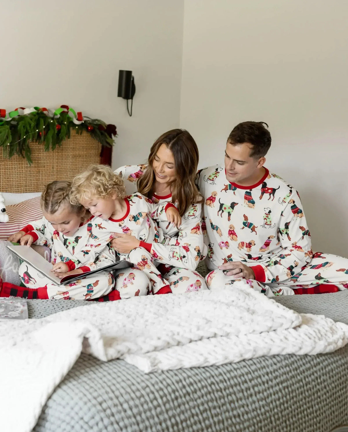 PatPat Family Matching Christmas Pajamas Festive Dog Print Cream