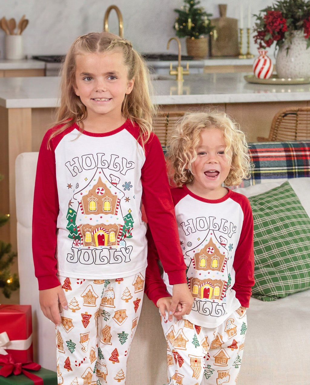 PatPat Matching Family Christmas Pajamas Gingerbread House & Christmas Tree Print Red