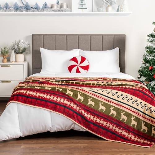 Pavilia Plush Red Christmas Fleece Throw Blanket - Soft, Warm Winter Cabin Throw, 50x60 - color: Christmas Red, size: 50 x 60 Inches - Throw